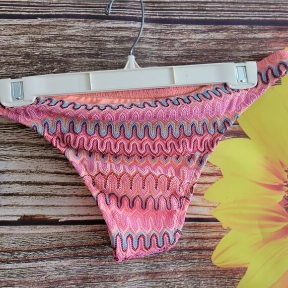 Hobbies, Kenneth Cole bikini Bottoms set of (2) large NWT - Picture 6 of 9